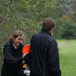 discen 047