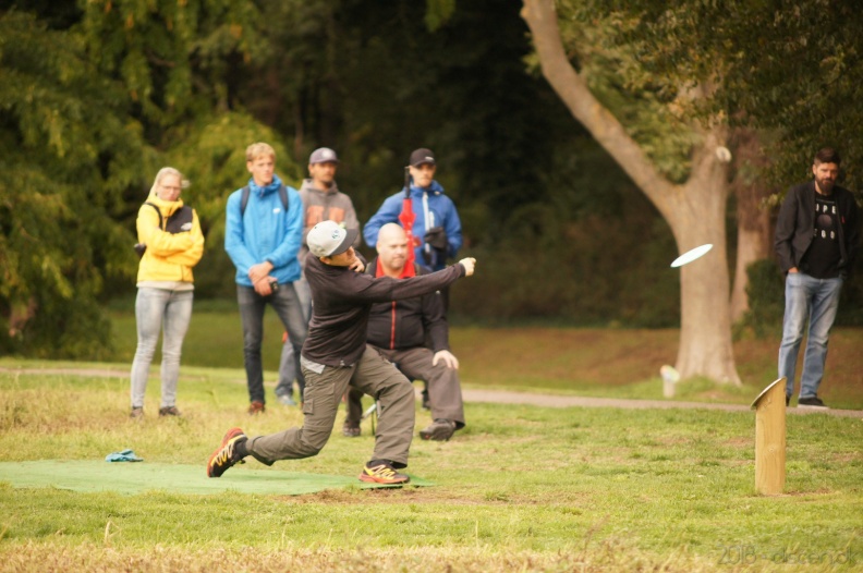 2018092315-061-discendk.jpg